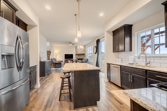 555 Spur ROAD, Slinger, WI 53086