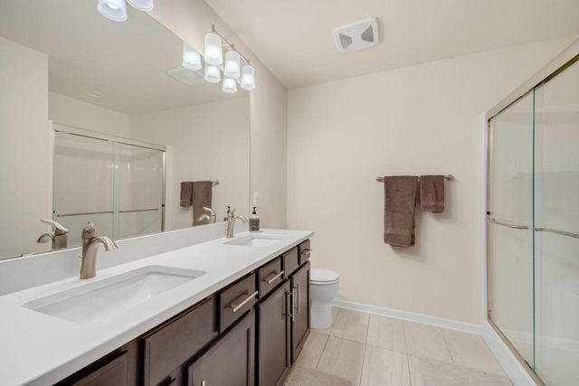 555 Spur ROAD, Slinger, WI 53086