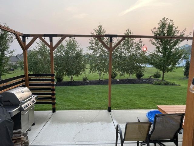 555 Spur ROAD, Slinger, WI 53086