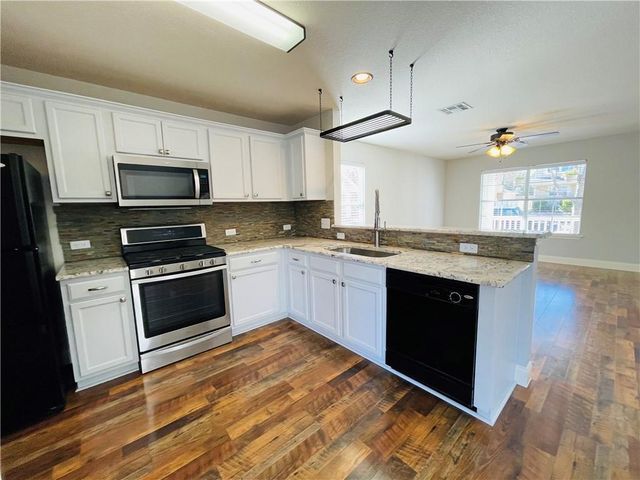 1804 Lost Maples LOOP, Cedar Park, TX 78613