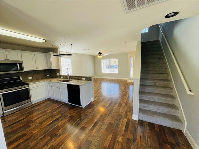 1804 Lost Maples LOOP, Cedar Park, TX 78613