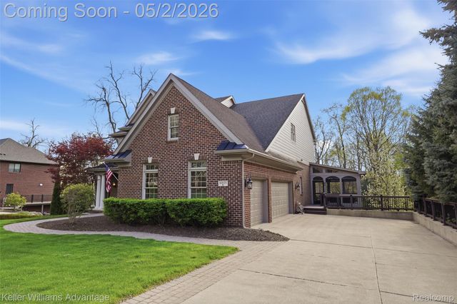 16035 Pine Valley Drive, Northville Township, MI 48168