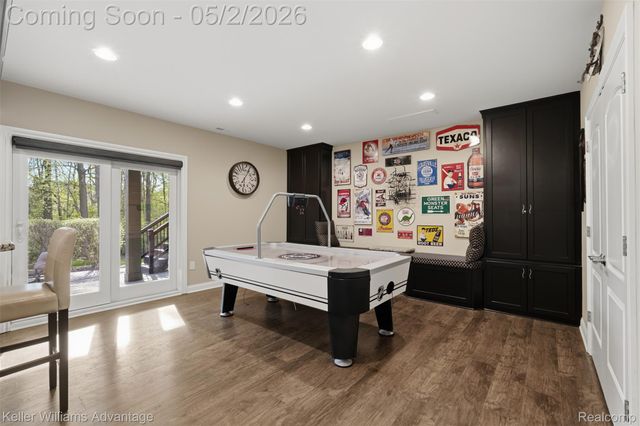 16035 Pine Valley Drive, Northville Township, MI 48168