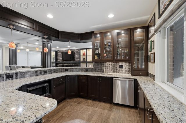 16035 Pine Valley Drive, Northville Township, MI 48168