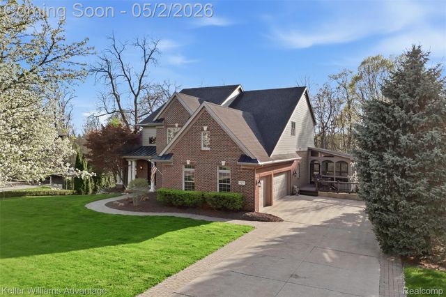 16035 Pine Valley Drive, Northville Township, MI 48168