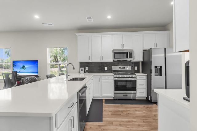 3005 Harvey Avenue, North Charleston, SC 29405