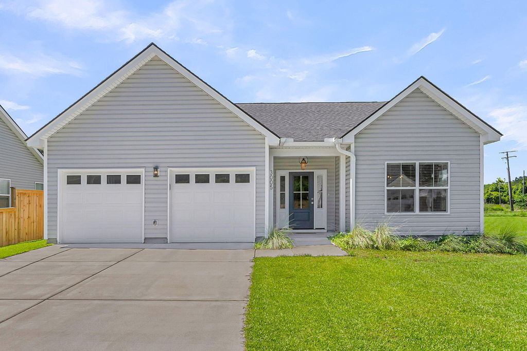 3005 Harvey Avenue, North Charleston, SC 29405