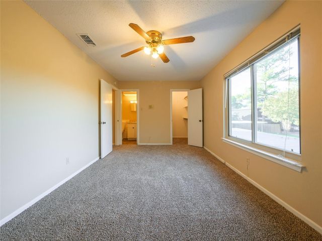 2113 Fleur De Lis Court, Arlington, TX 76012