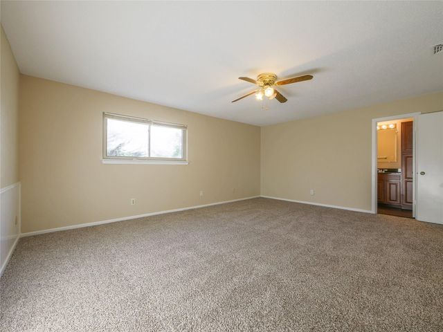 2113 Fleur De Lis Court, Arlington, TX 76012