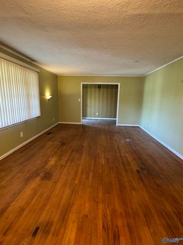 705 Church Road, Gadsden, AL 35904