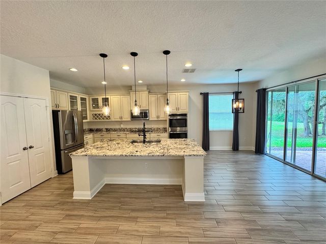 31936 GEOFF WAY, Sorrento, FL 32776