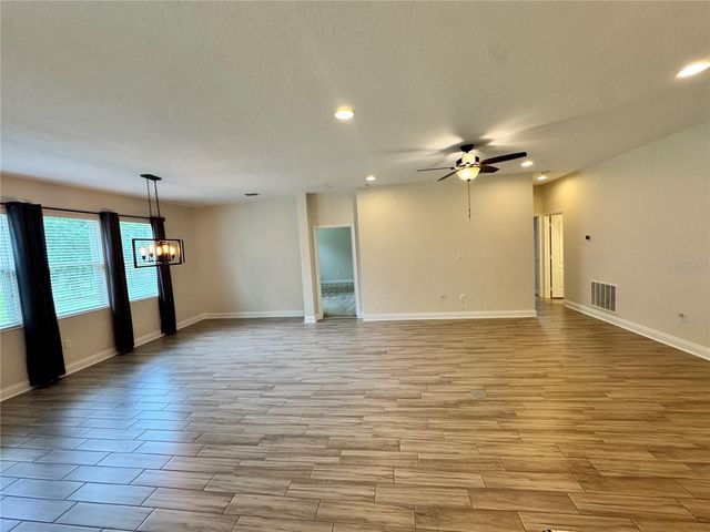 31936 GEOFF WAY, Sorrento, FL 32776