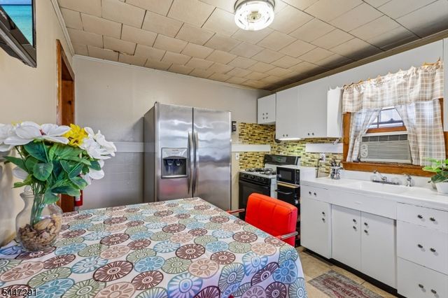 563 Purce St, Hillside Twp., NJ 07205