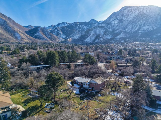 3803 E HERMES DR, Salt Lake City, UT 84124