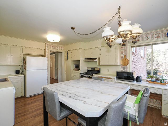 3803 E HERMES DR, Salt Lake City, UT 84124