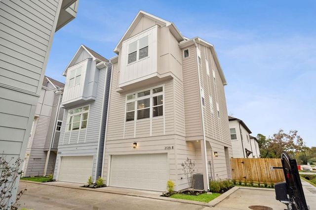 2121 Hoskins Drive C, Houston, TX 77080