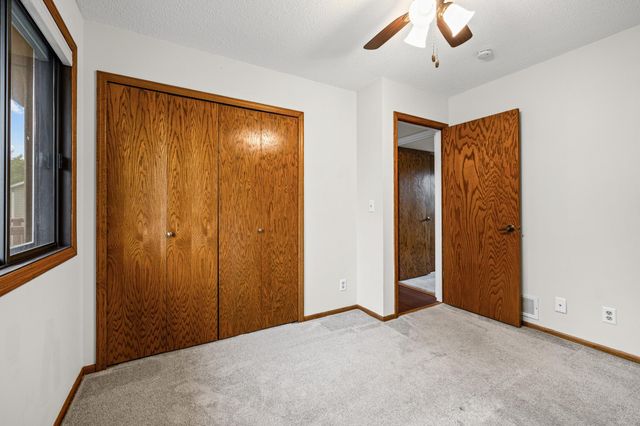 1346 Cope Avenue E, Maplewood, MN 55109
