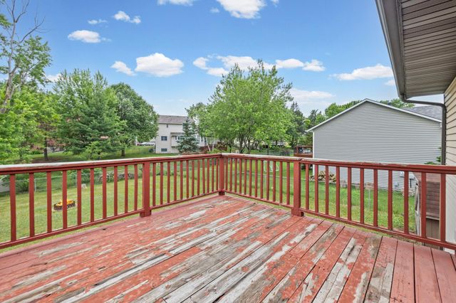 1346 Cope Avenue E, Maplewood, MN 55109