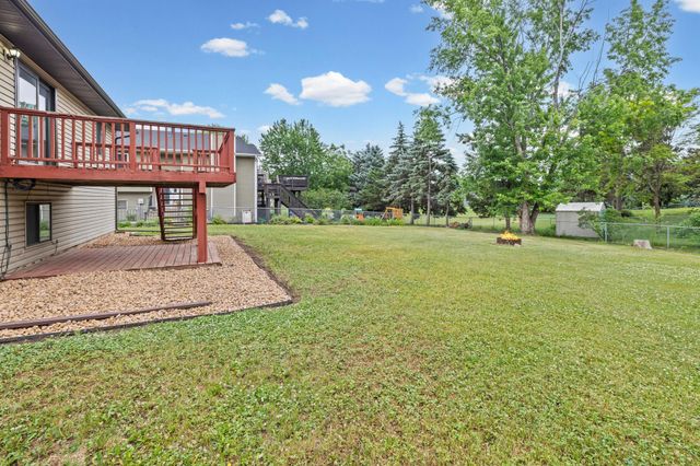 1346 Cope Avenue E, Maplewood, MN 55109