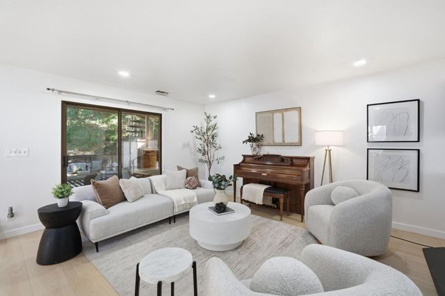 2411 Carlmont Drive 110, Belmont, CA 94002