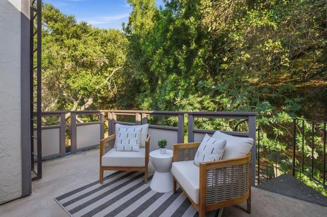 2411 Carlmont Drive 110, Belmont, CA 94002