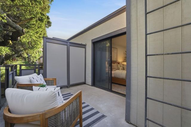 2411 Carlmont Drive 110, Belmont, CA 94002