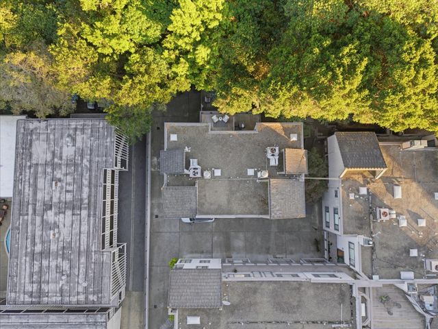 2411 Carlmont Drive 110, Belmont, CA 94002