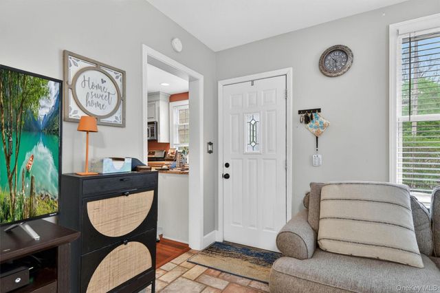 10 Hazen Street, Greenwood Lake, NY 10925