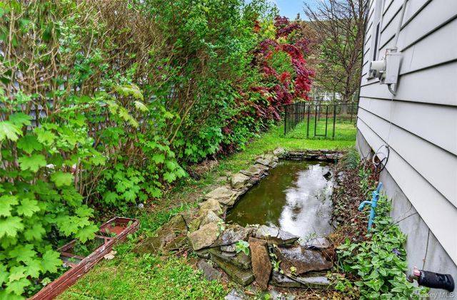 10 Hazen Street, Greenwood Lake, NY 10925