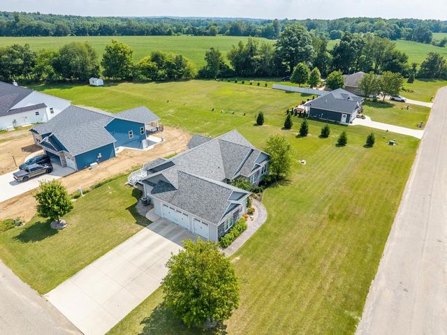 3020 N 415 W, Angola, IN 46703