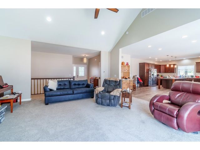 3020 N 415 W, Angola, IN 46703