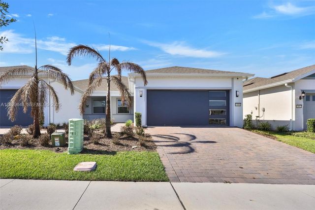 15806 Gem View Street, Winter Garden, FL 34787