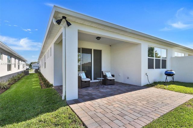 15806 Gem View Street, Winter Garden, FL 34787