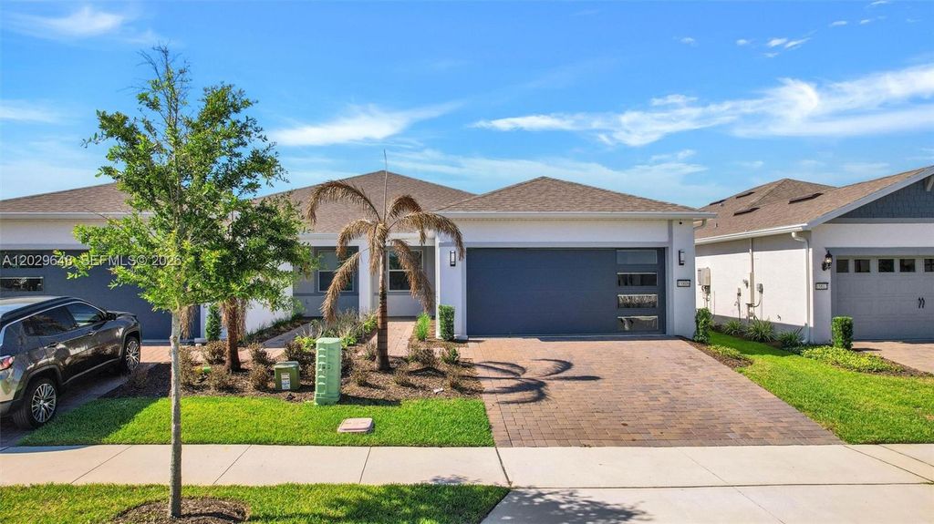 15806 Gem View Street, Winter Garden, FL 34787