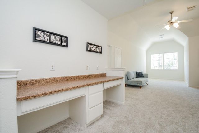 14 Guinevere Place, Conroe, TX 77384