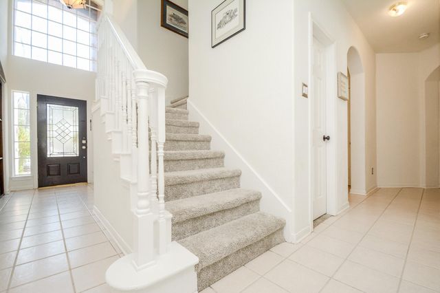 14 Guinevere Place, Conroe, TX 77384