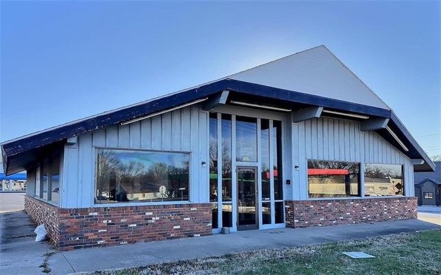 1419 W Austin Boulevard, Nevada, MO 64772