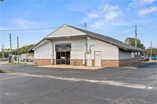 1419 W Austin Boulevard, Nevada, MO 64772