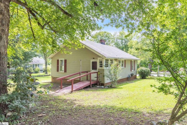 704 Slater Road, Marietta, SC 29661