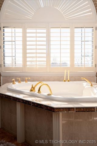 8350 W 590 Road S, Inola, OK 74036