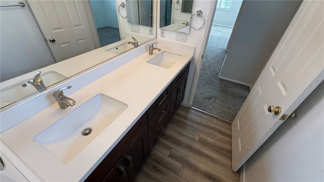 1571 Foothill, Redlands, CA 92374