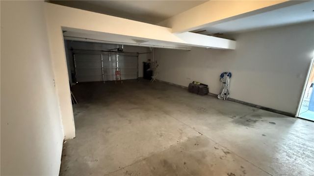 1571 Foothill, Redlands, CA 92374