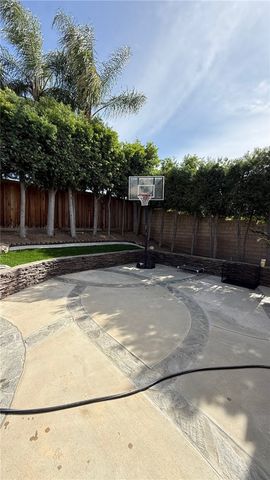 1571 Foothill, Redlands, CA 92374