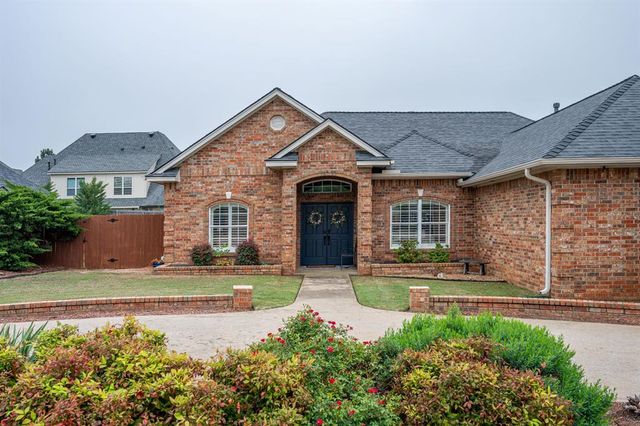 4228 Harrogate Drive, Norman, OK 73072