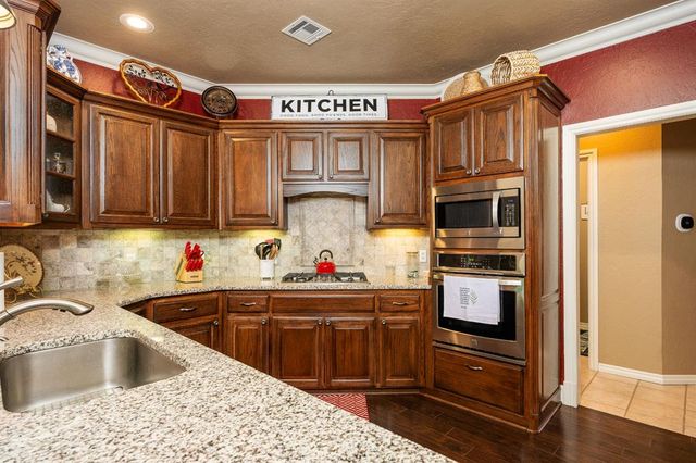 4228 Harrogate Drive, Norman, OK 73072