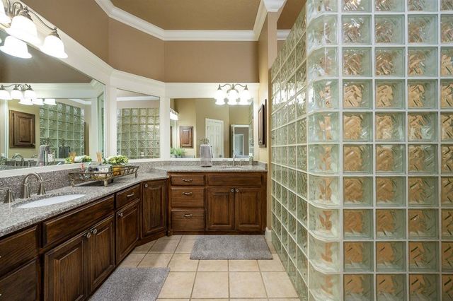 4228 Harrogate Drive, Norman, OK 73072