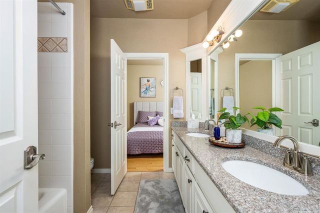 4228 Harrogate Drive, Norman, OK 73072