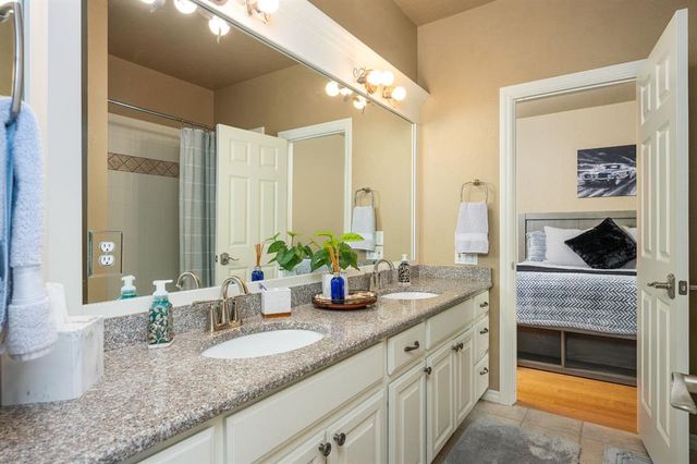 4228 Harrogate Drive, Norman, OK 73072