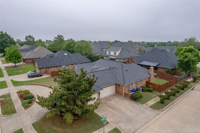 4228 Harrogate Drive, Norman, OK 73072