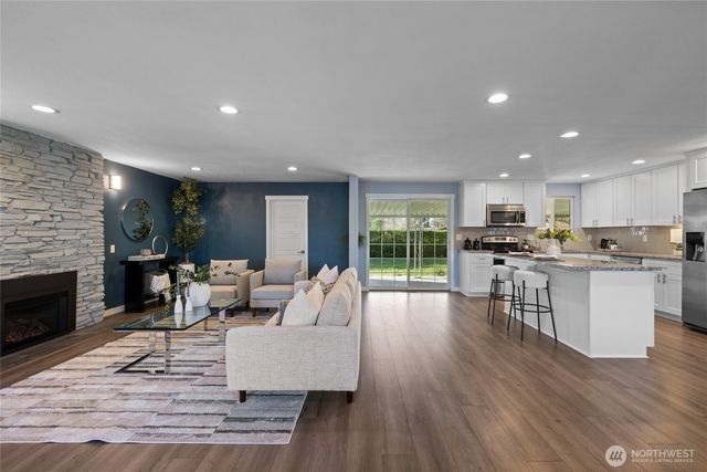 10502 Earley Avenue SW, Lakewood, WA 98499